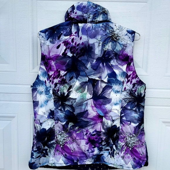 Floral Purple and Blue Puffer Vest - Picture 4 of 5